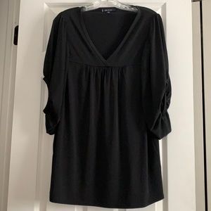 AK Ann Klein Black V Neck top. Size Large